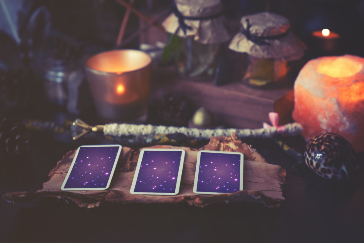 Beginner Tarot Spreads: Love, Health and Wealth