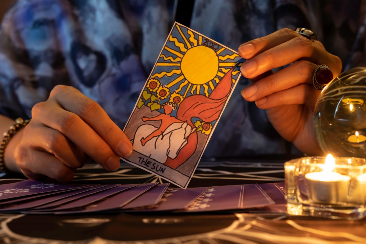 How to Choose the Right Psychic Reader for You